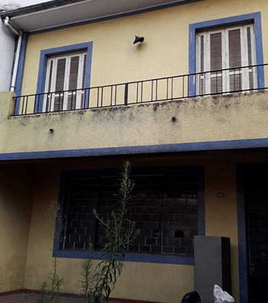 DEMOLIÇÃO DE CASAS