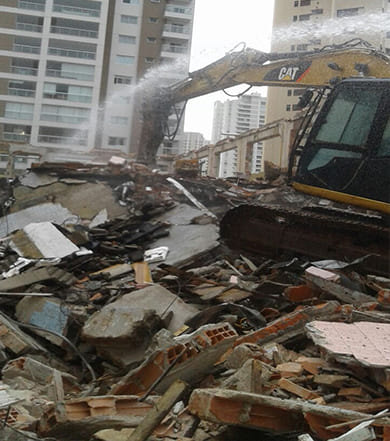 REMOÇÃO DE ENTULHO